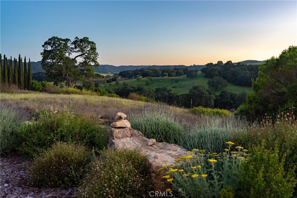 5250 , 5260 Vineyard, Paso Robles, CA 93446