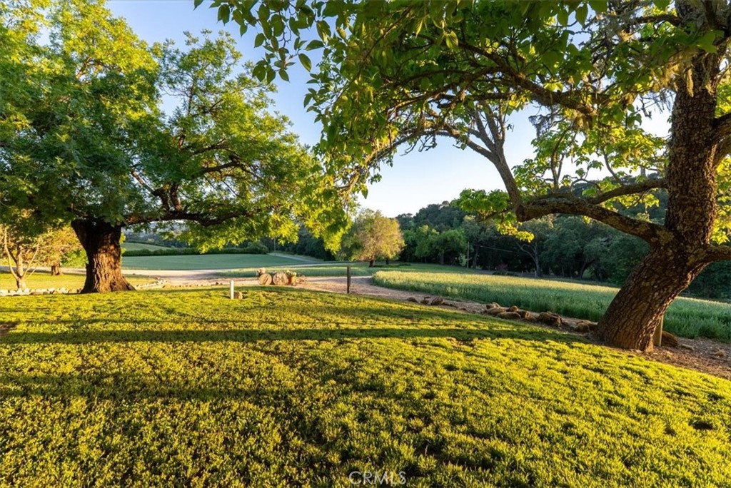 5250 , 5260 Vineyard, Paso Robles, CA 93446