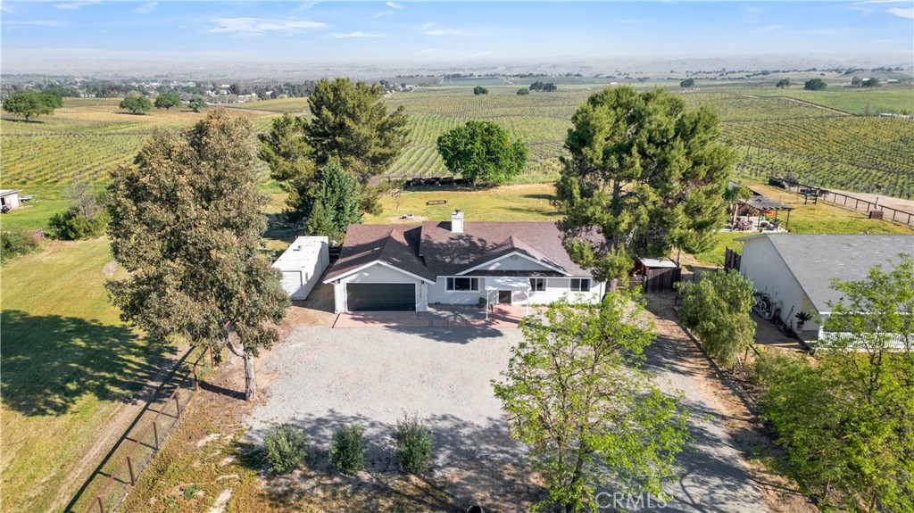 7080 Iverson, Paso Robles, CA 93446