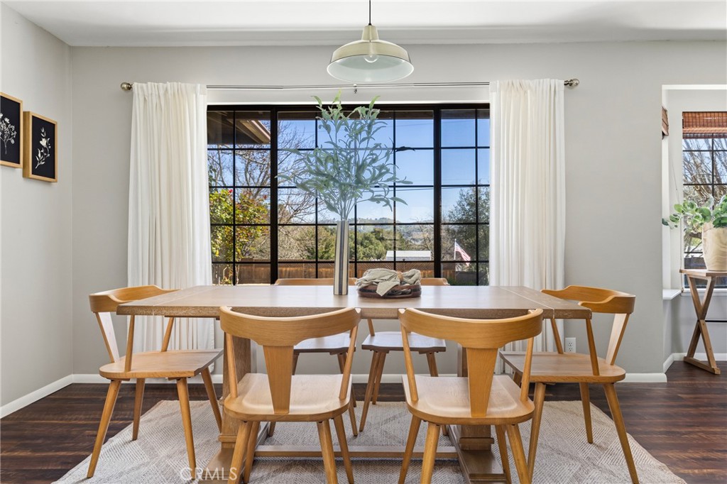 6030 Portola Rd, Atascadero, CA 93422