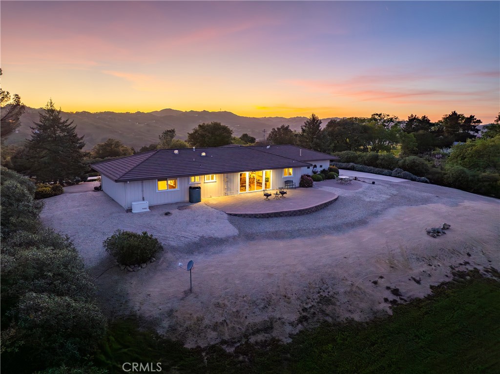 10605 San Marcos Rd, Atascadero, CA 93422