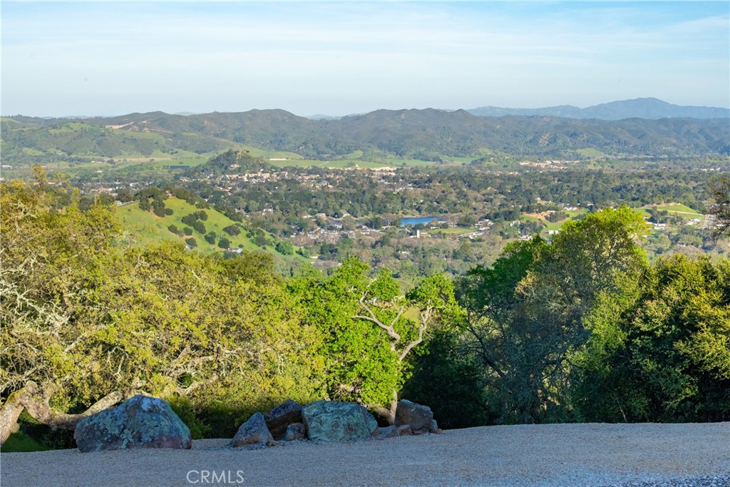 10605 San Marcos Rd, Atascadero, CA 93422