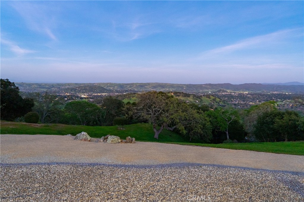 10605 San Marcos Rd, Atascadero, CA 93422