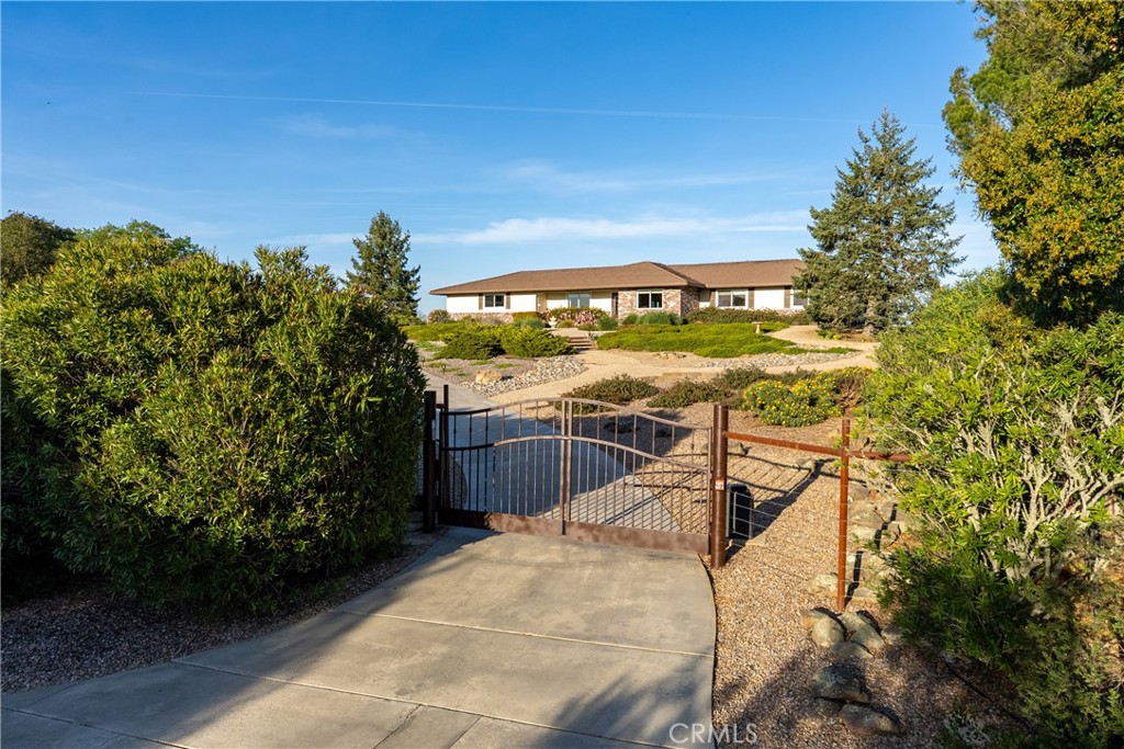 10605 San Marcos Rd, Atascadero, CA 93422