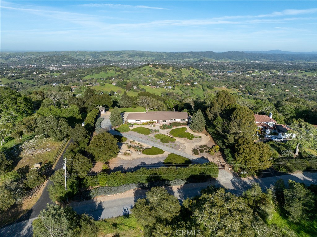 10605 San Marcos Rd, Atascadero, CA 93422