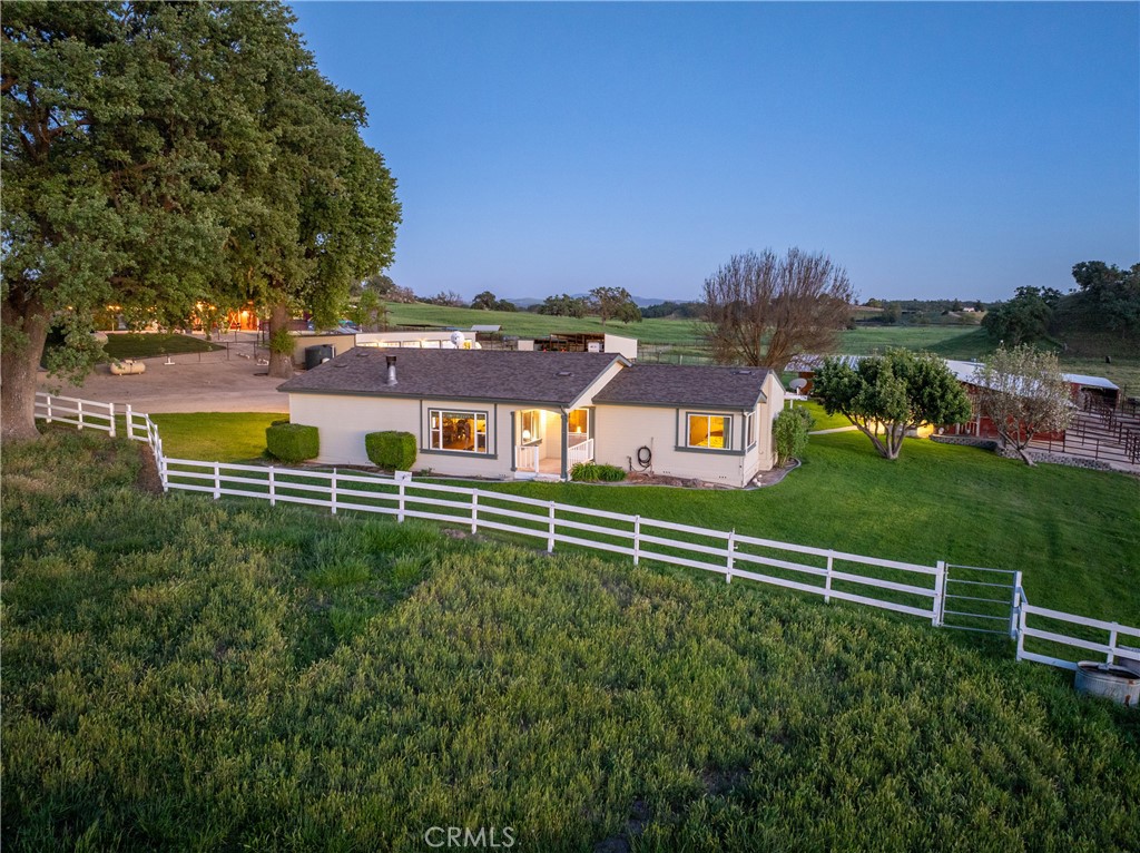 5385 & 5375 Camp 8, Paso Robles, CA 93446