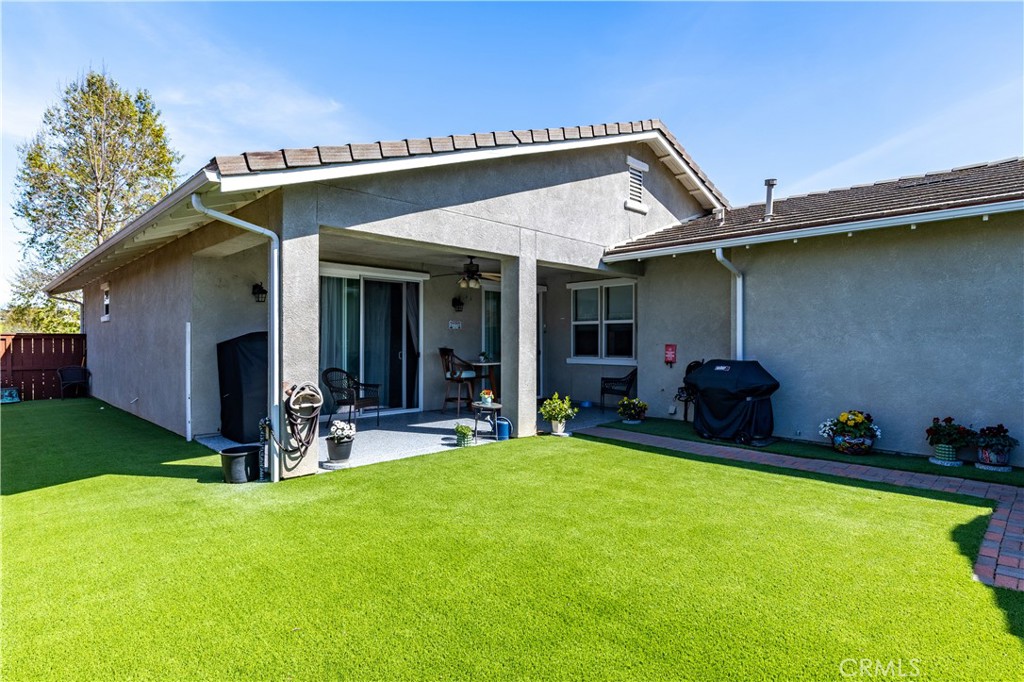 2457 Clubhouse Dr, Paso Robles, CA 93446