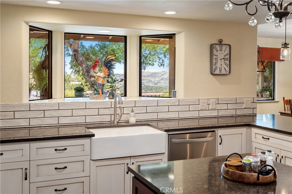 2180 San Fernando, Atascadero, CA 93422