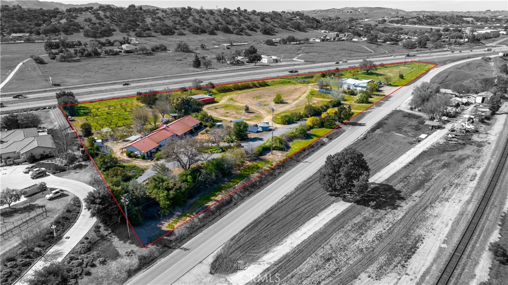 5335 Monterey, Paso Robles, CA 93446