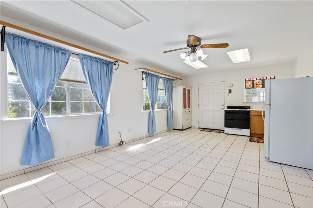 5335 Monterey, Paso Robles, CA 93446