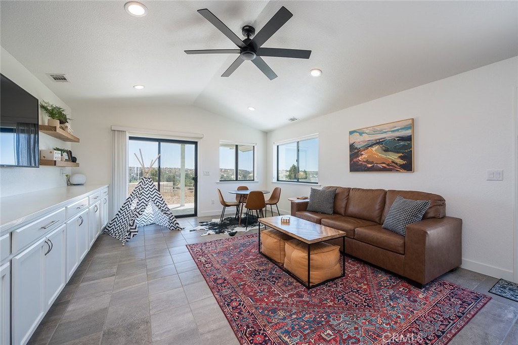 5602 Prancing Deer Pl, Paso Robles, CA 93446