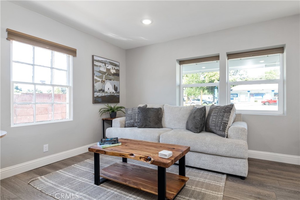 1636 Spring St, Paso Robles, CA 93446