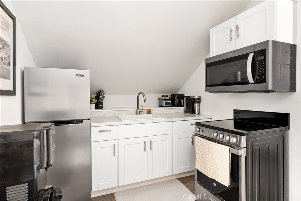 1636 Spring St, Paso Robles, CA 93446