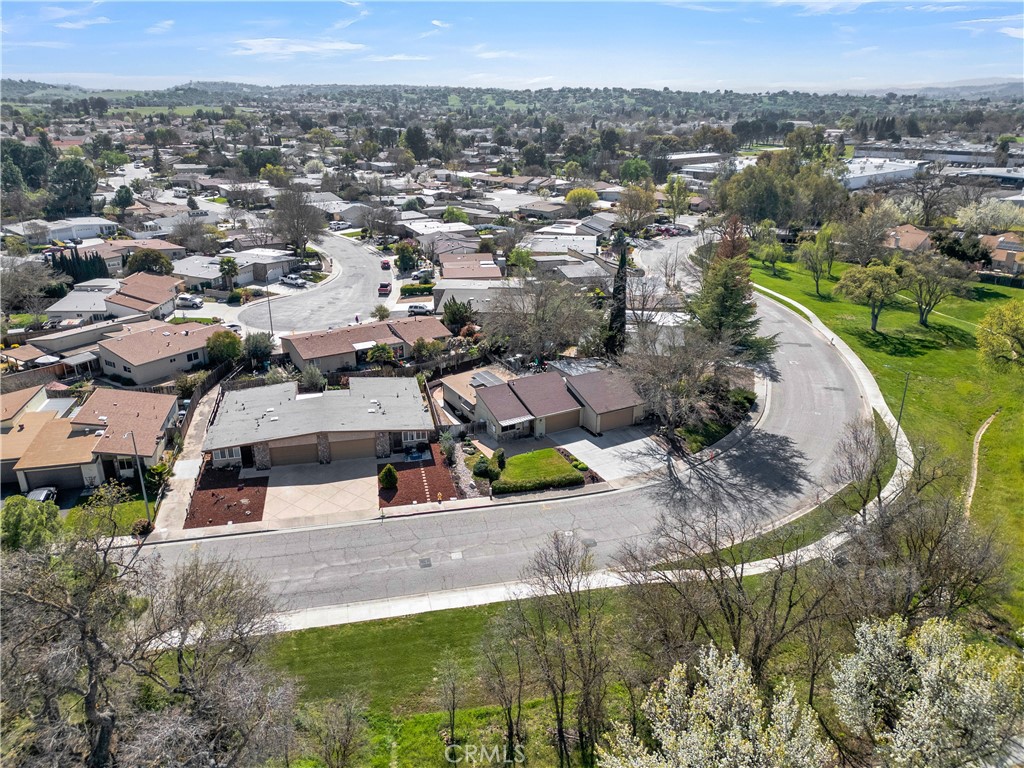 614 Brookhill Dr, Paso Robles, CA 93446