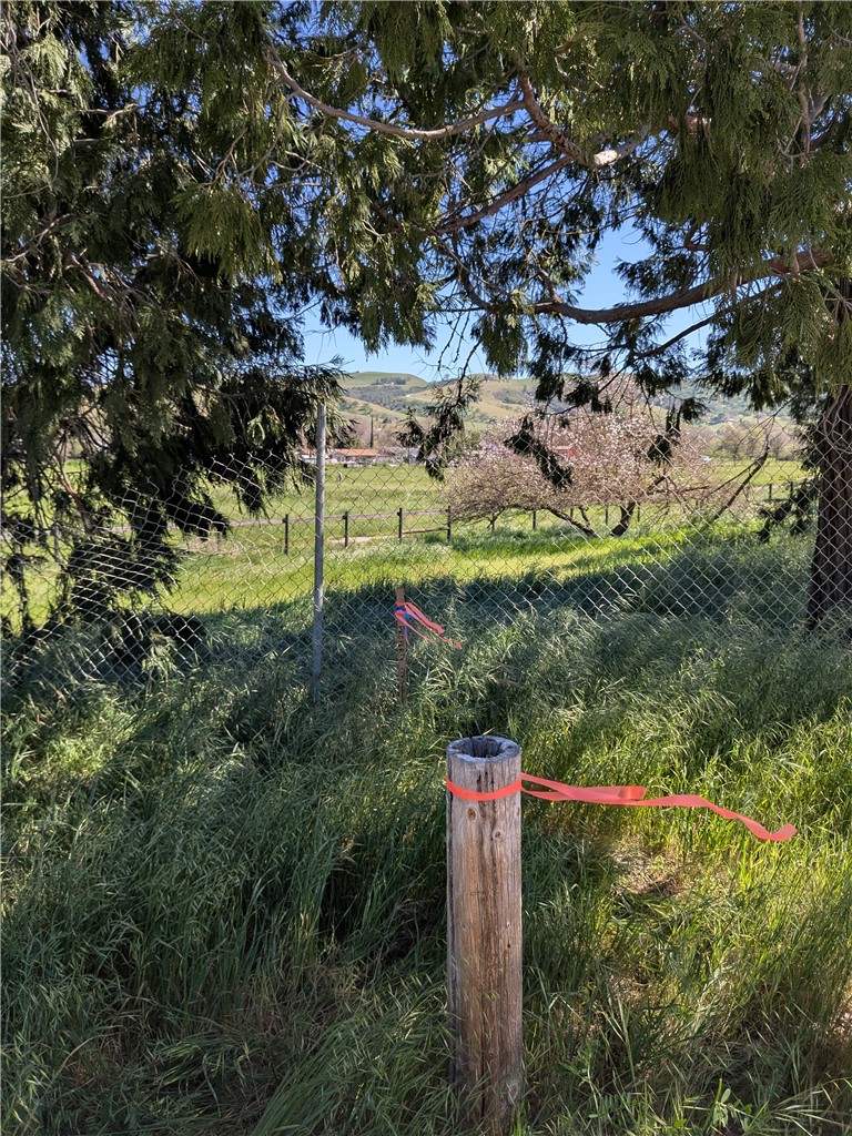 7725 Gabarda, Atascadero, CA 93422