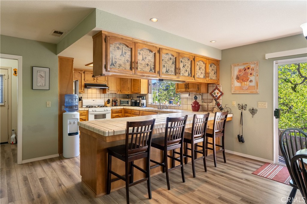 66 Terrace Hill Drive, Paso Robles, CA 93446