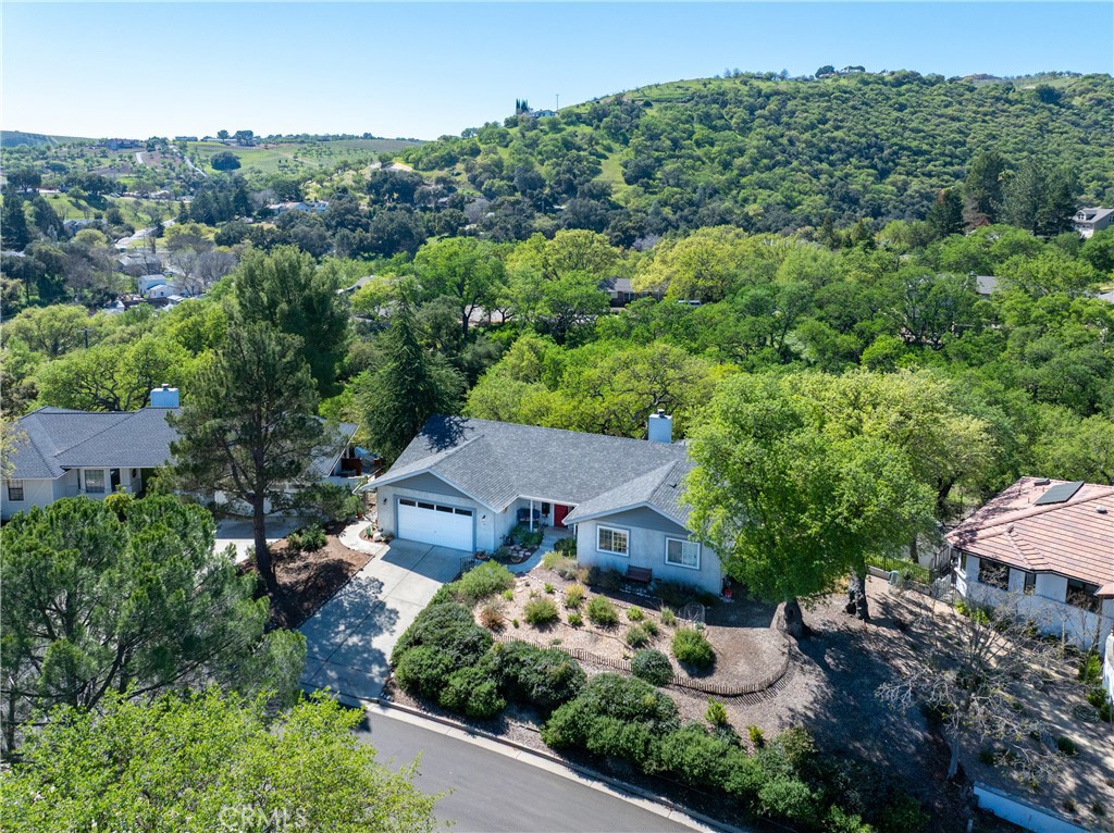66 Terrace Hill Drive, Paso Robles, CA 93446