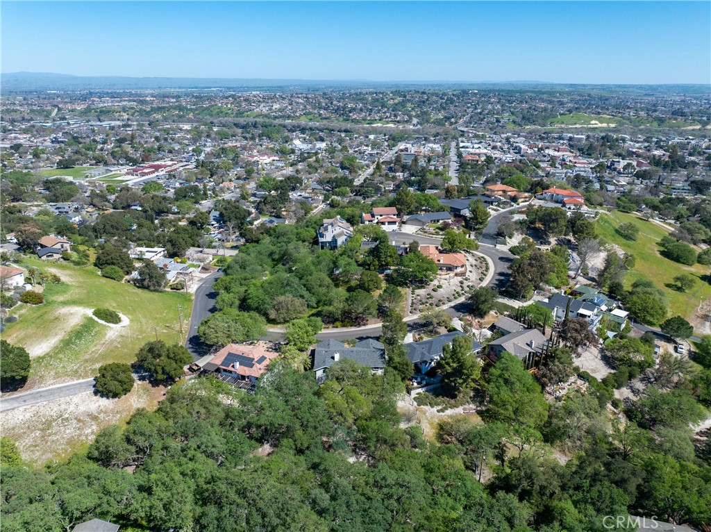 66 Terrace Hill Drive, Paso Robles, CA 93446