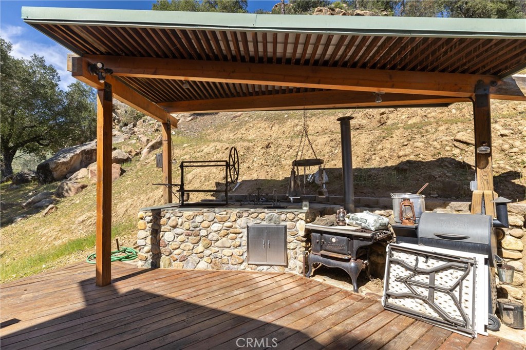 5765 Dago Lane, Paso Robles, CA 93446