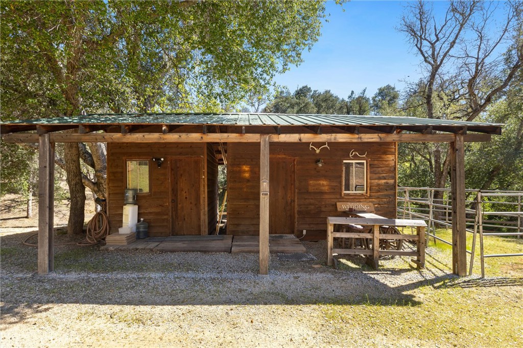 5765 Dago Lane, Paso Robles, CA 93446