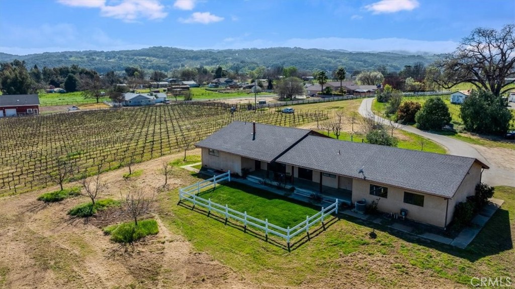 1225 Santa Rita, Templeton, CA 93465