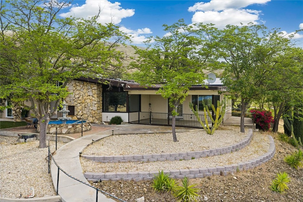 3330 S El Pomar, Templeton, CA 93465