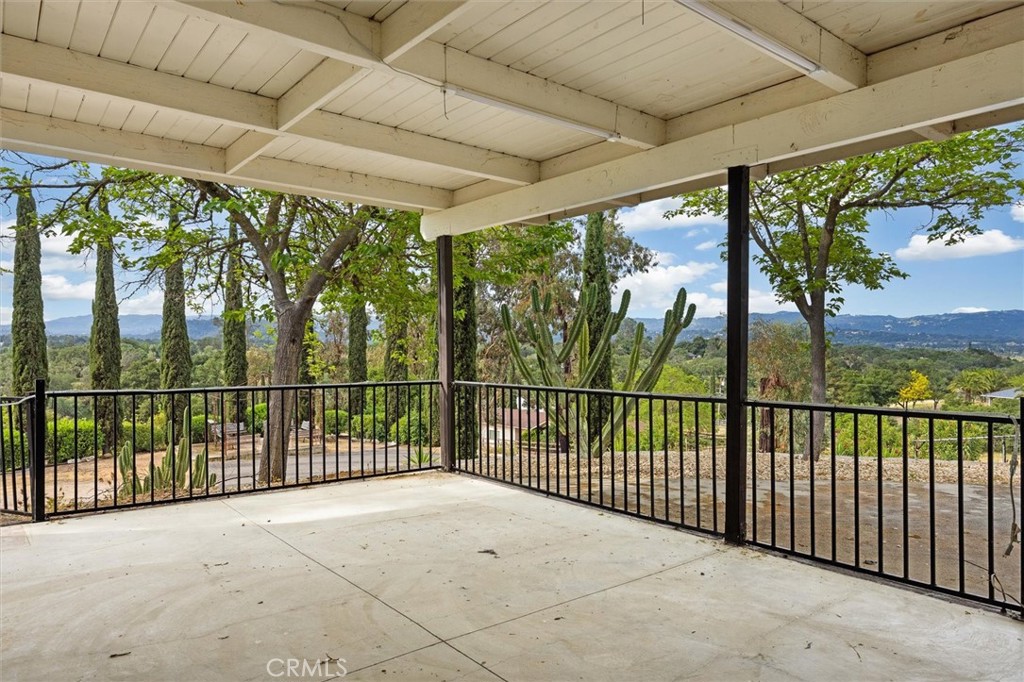 3330 S El Pomar, Templeton, CA 93465