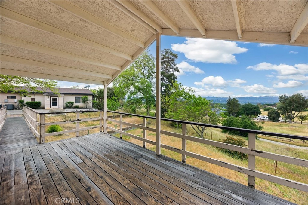 3330 S El Pomar, Templeton, CA 93465