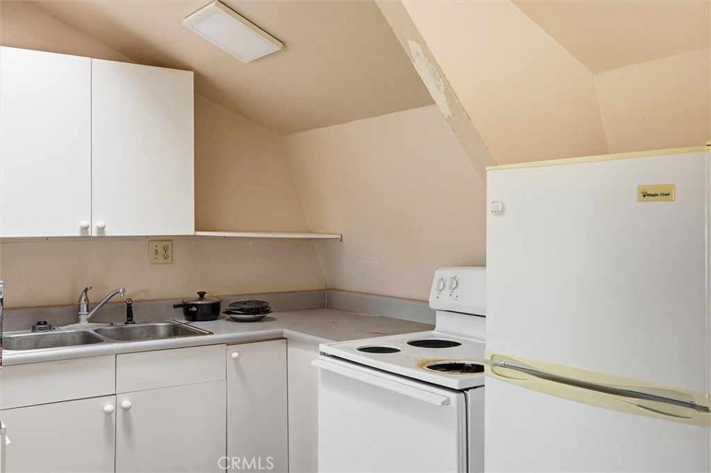 3330 S El Pomar, Templeton, CA 93465