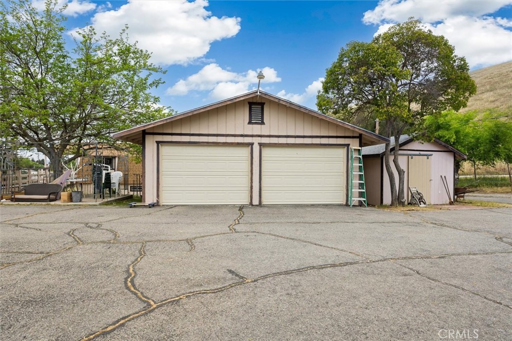 3330 S El Pomar, Templeton, CA 93465