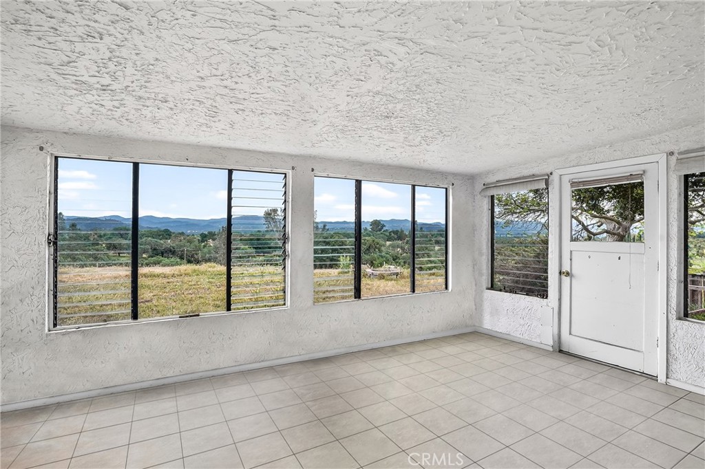 3330 S El Pomar, Templeton, CA 93465