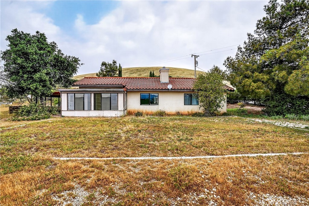 3330 S El Pomar, Templeton, CA 93465
