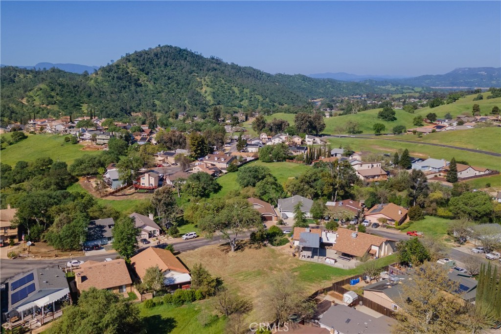4970 Pretty Doe Ln, Paso Robles, CA 93446