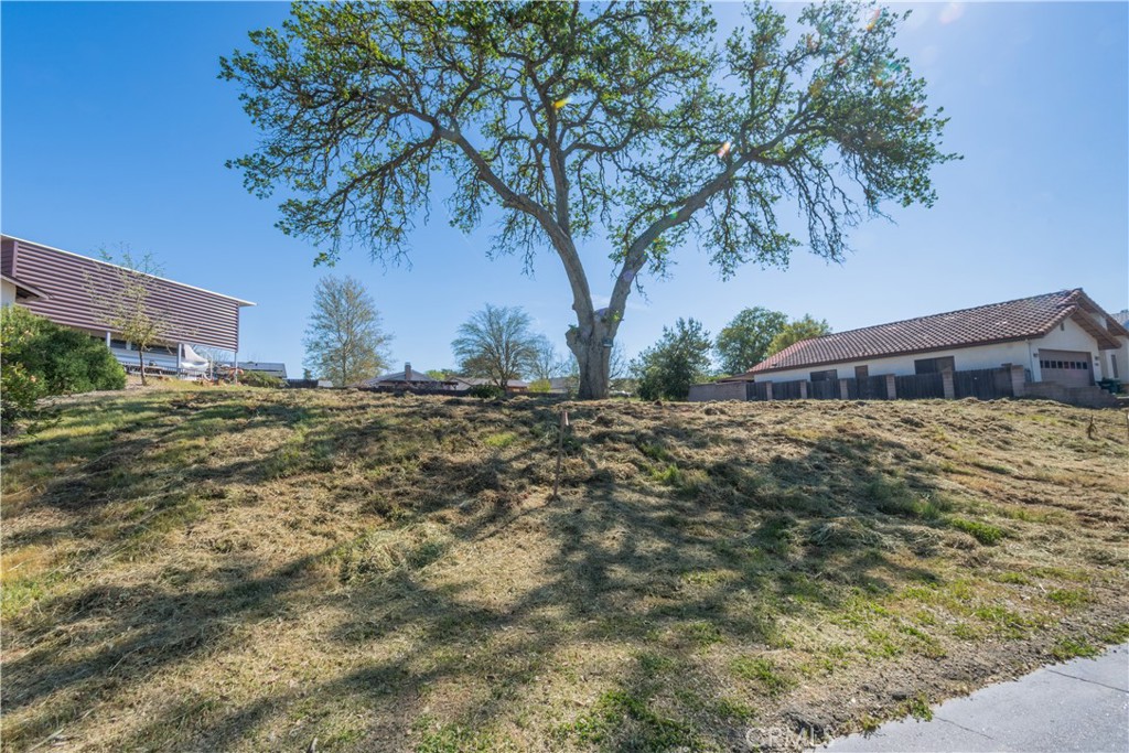 4970 Pretty Doe Ln, Paso Robles, CA 93446