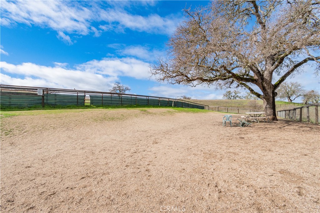 4970 Pretty Doe Ln, Paso Robles, CA 93446