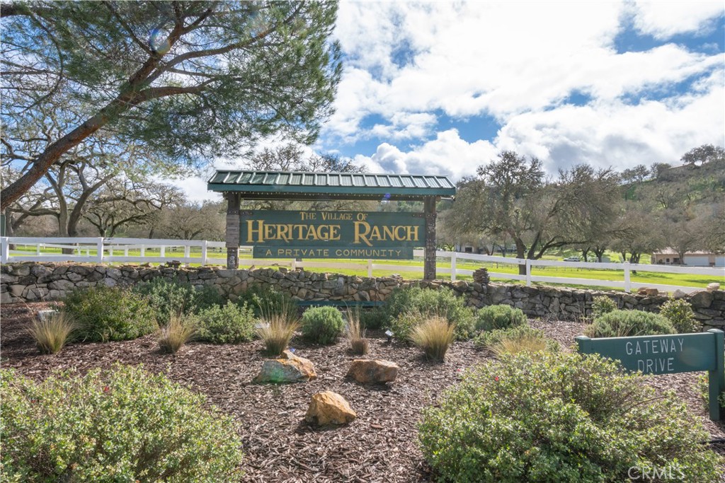4970 Pretty Doe Ln, Paso Robles, CA 93446