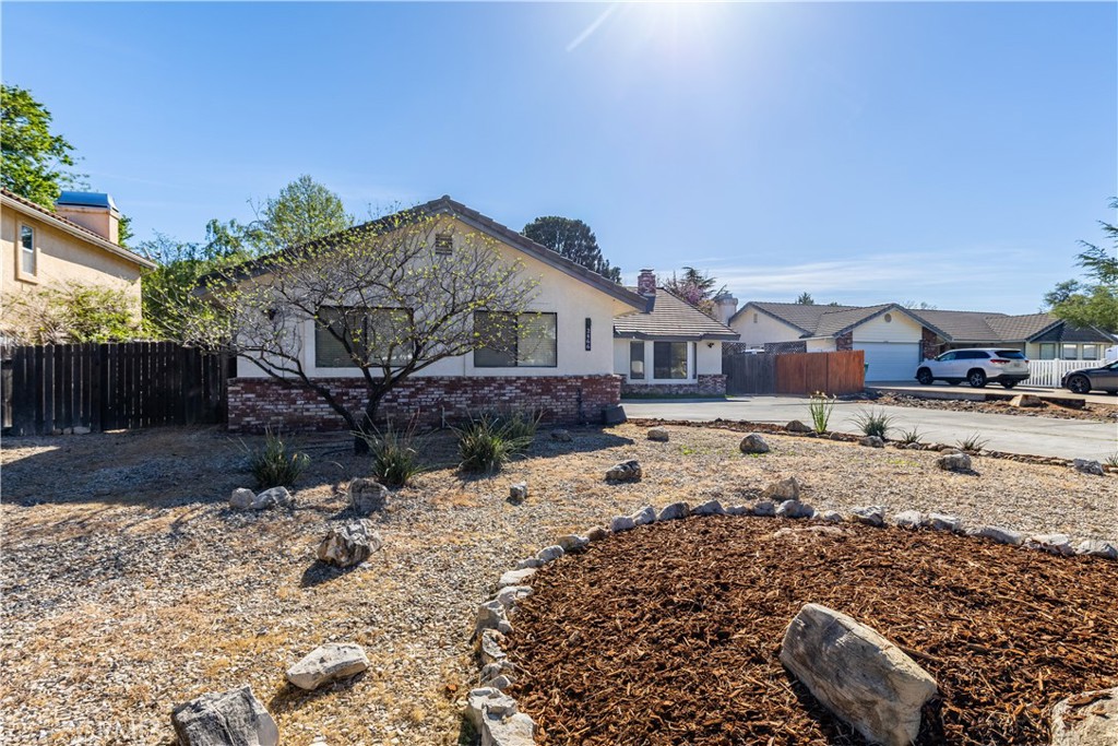 2466 Beechwood Dr, Paso Robles, CA 93446