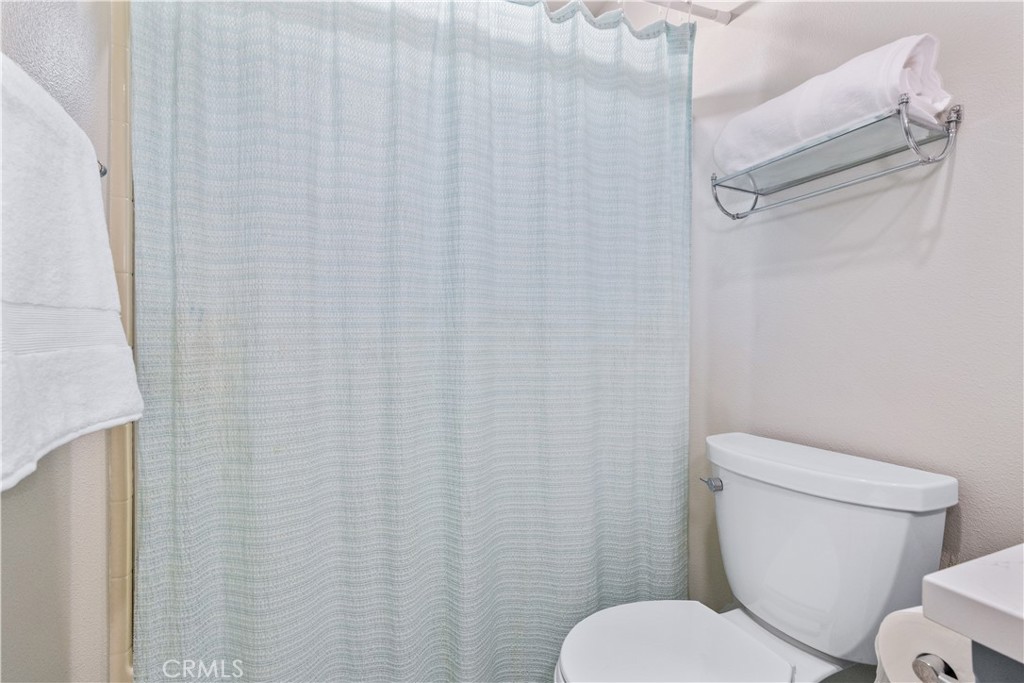 2466 Beechwood Dr, Paso Robles, CA 93446