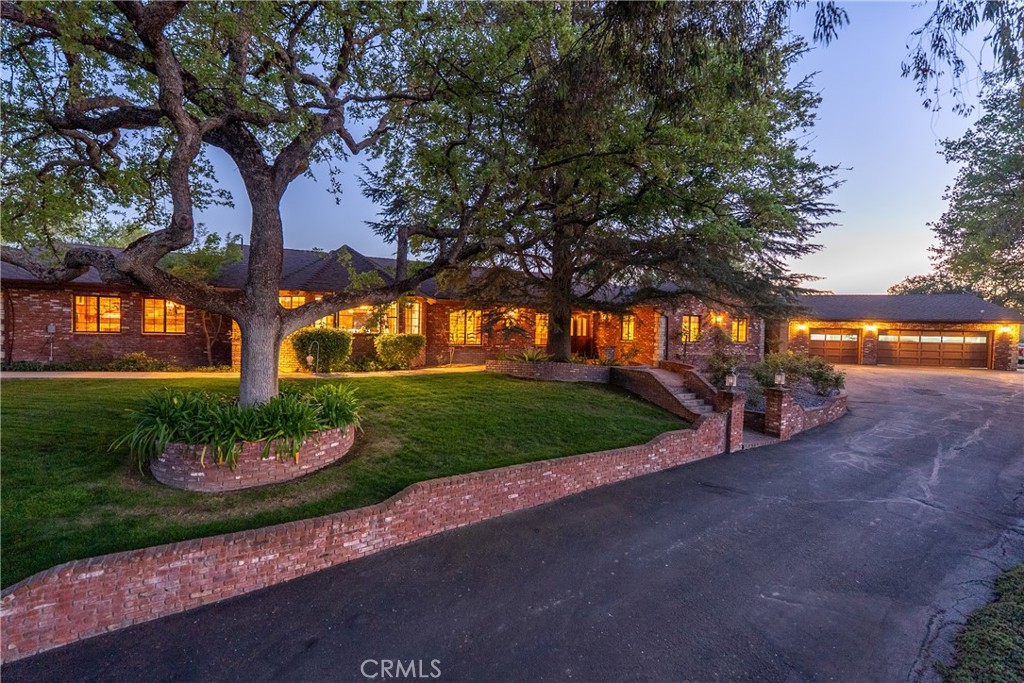 6125 El Pomar, Templeton, CA 93465