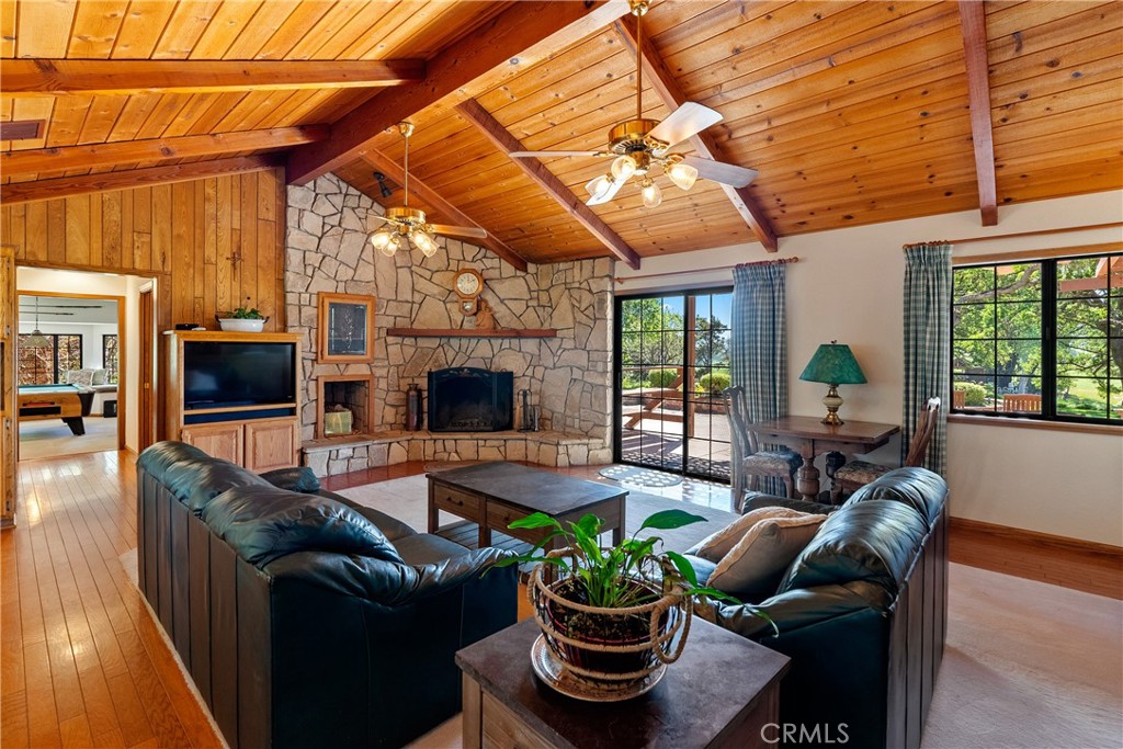 6125 El Pomar, Templeton, CA 93465