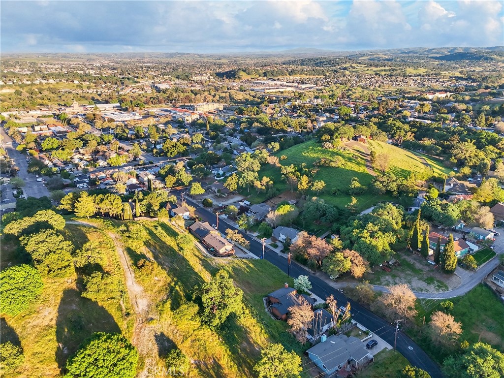 153 Pacific Ave, Paso Robles, CA 93446