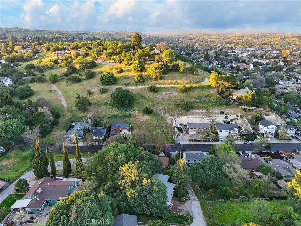 153 Pacific Ave, Paso Robles, CA 93446