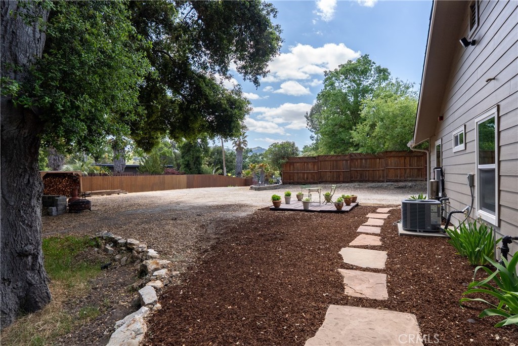 10825 Colorado, Atascadero, CA 93422