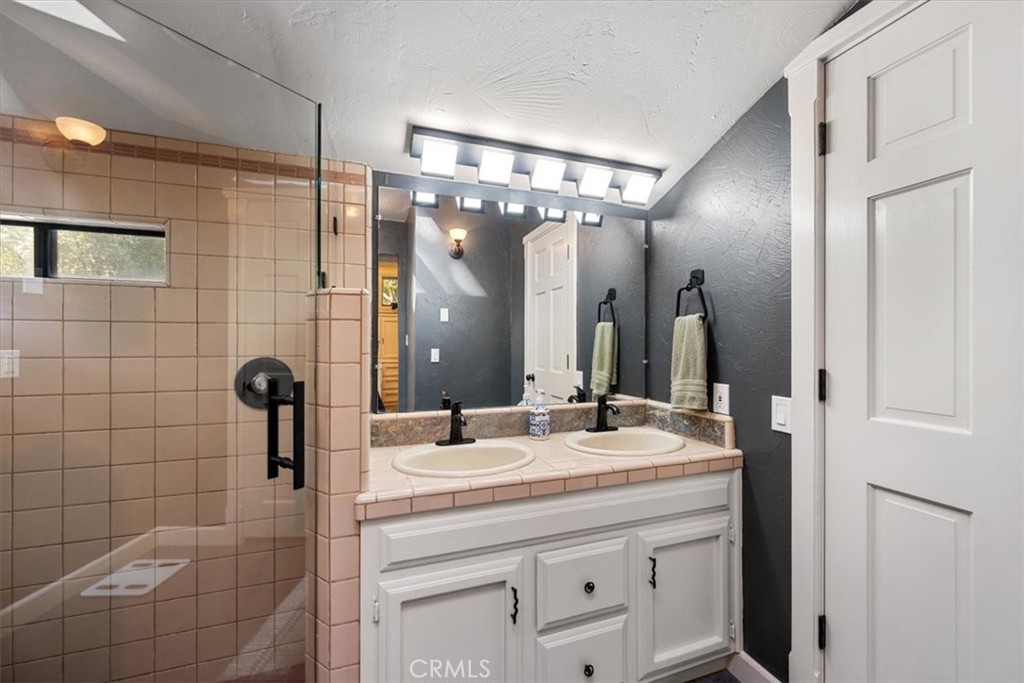 12500 Cenegal, Atascadero, CA 93422