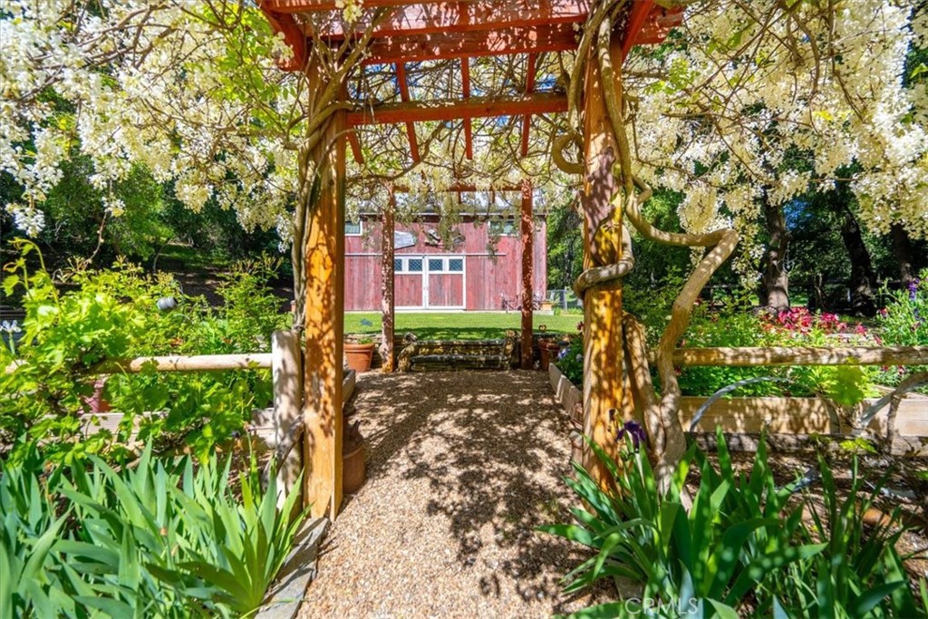 12500 Cenegal, Atascadero, CA 93422