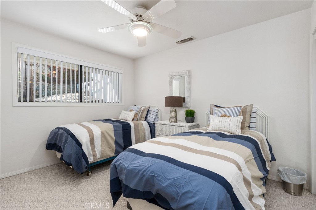 39118 Lake Dr, Bass Lake, CA 93604