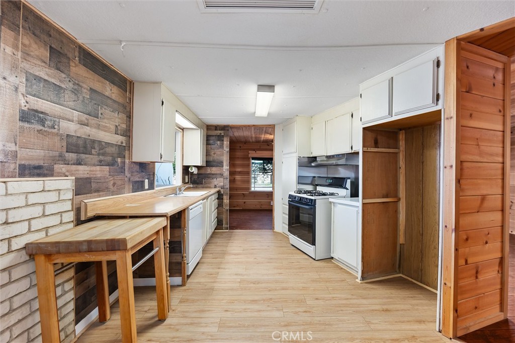 30751 Sharp, Shafter, CA 93263