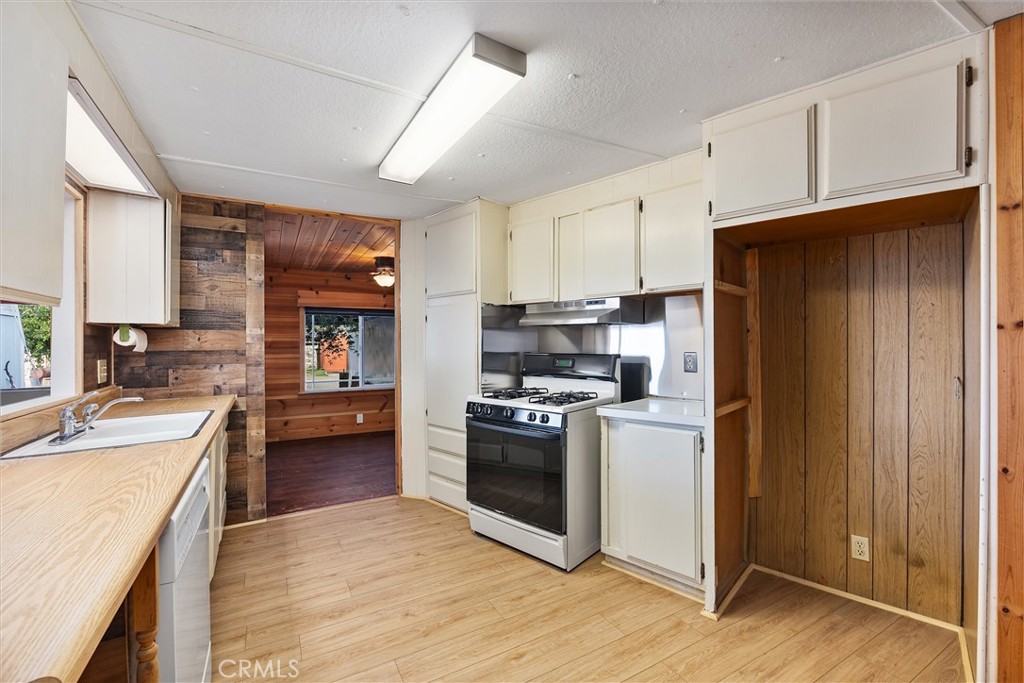 30751 Sharp, Shafter, CA 93263