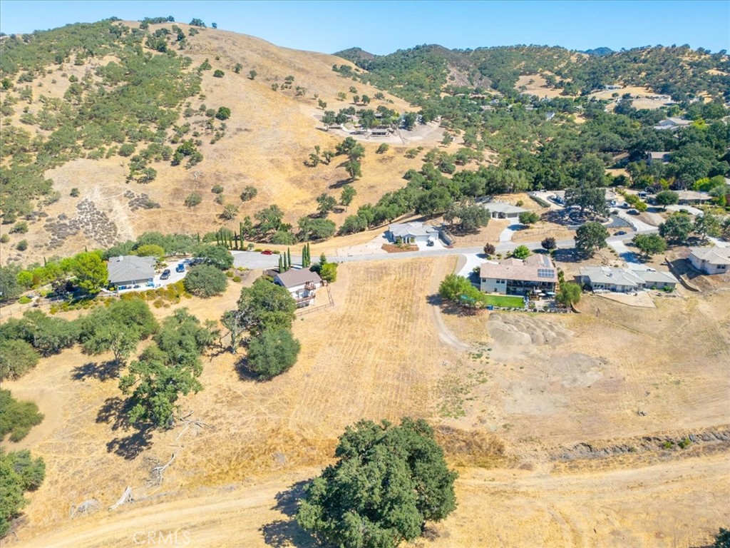 9850 Bluegill Dr, Paso Robles, CA 93446
