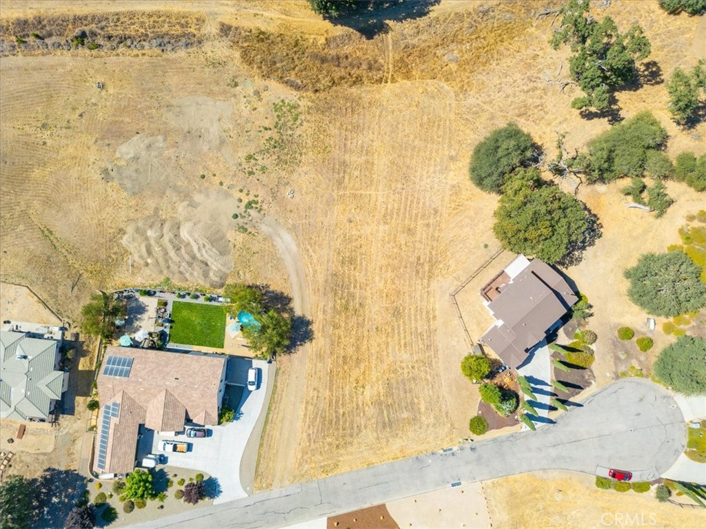 9850 Bluegill Dr, Paso Robles, CA 93446